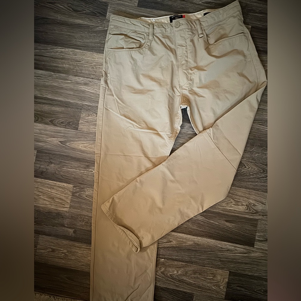 Dockers Men's Khaki Stretch Chinos - Light Tan